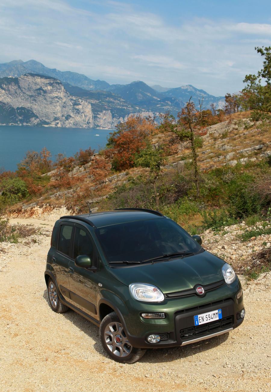  Fiat Panda 4x4 2012 года  (фото 50 из 77)